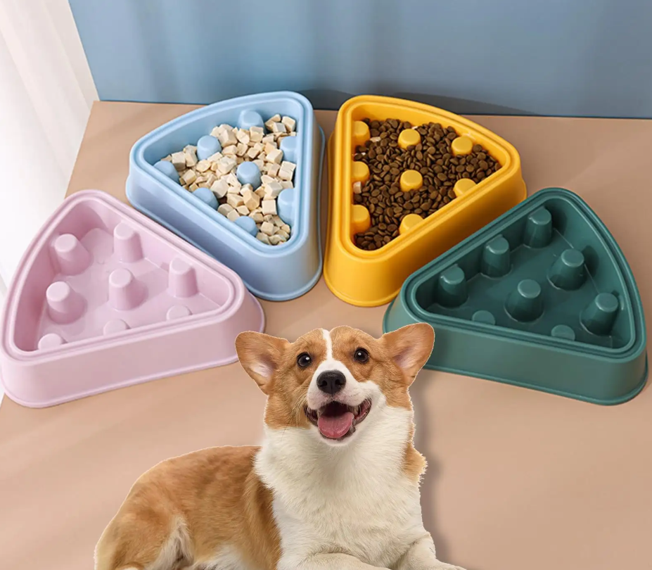 Interactive Food Dispenser For Dogs In Triangular Shape
