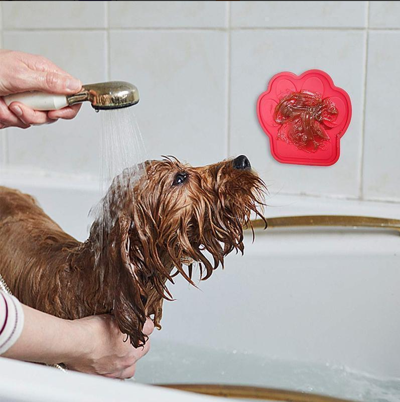 Lick Mat For Dogs - Soothes While Bathing And Grooming