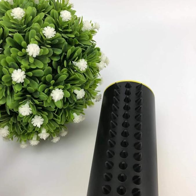 Multifunctional Fur Grooming Roller for Pets with Self - Cleaning Function
