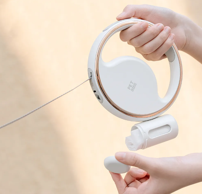Dog Leash With Led Light And Retractable Mechanism For Safe Walking