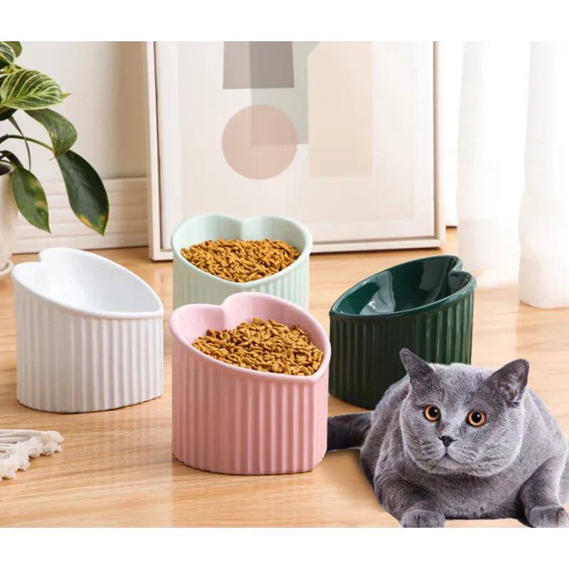 Heart-shaped Ceramic Food Bowl For Dogs And Cats With Non-slip Base