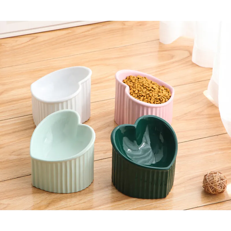 Heart-shaped Ceramic Food Bowl For Dogs And Cats With Non-slip Base