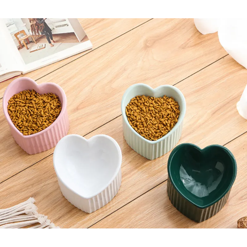 Heart-shaped Ceramic Food Bowl For Dogs And Cats With Non-slip Base