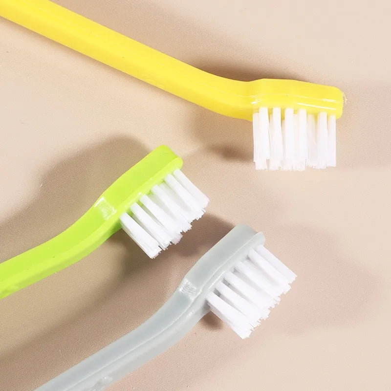 Double - Headed Toothbrushes for Pets in a Multi - Pack