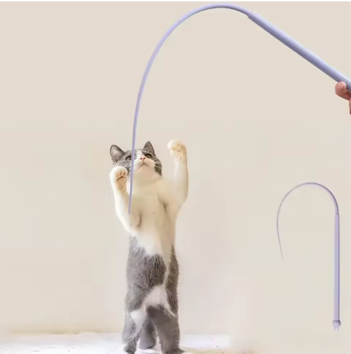 Set of 2 -- Flexible play stick for cats - Interactive playtime fun