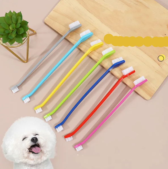 Double - Headed Toothbrushes for Pets in a Multi - Pack