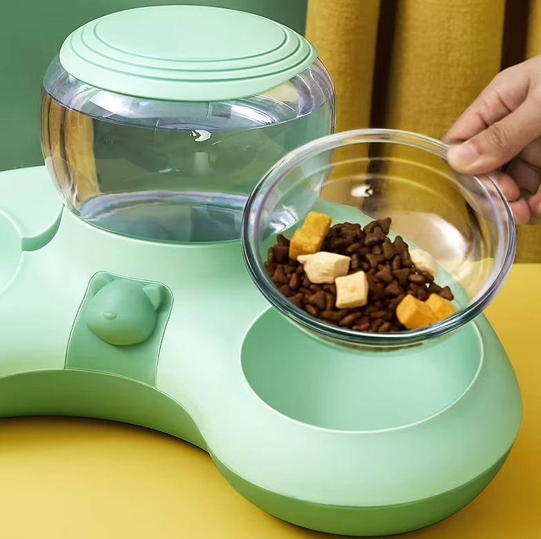 2-in-1 Pet Food Bowl With Automatic Water Dispenser And Non-slip Design