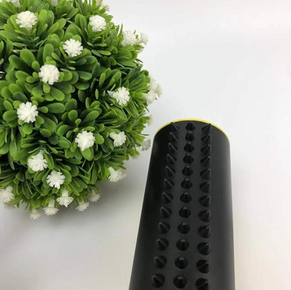 Multifunctional Fur Grooming Roller for Pets with Self - Cleaning Function