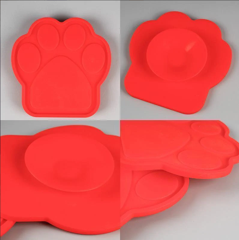 Lick Mat For Dogs - Soothes While Bathing And Grooming