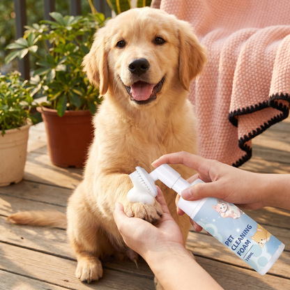 Gentle Waterless Paw Cleansing Foam with Brush for Dogs